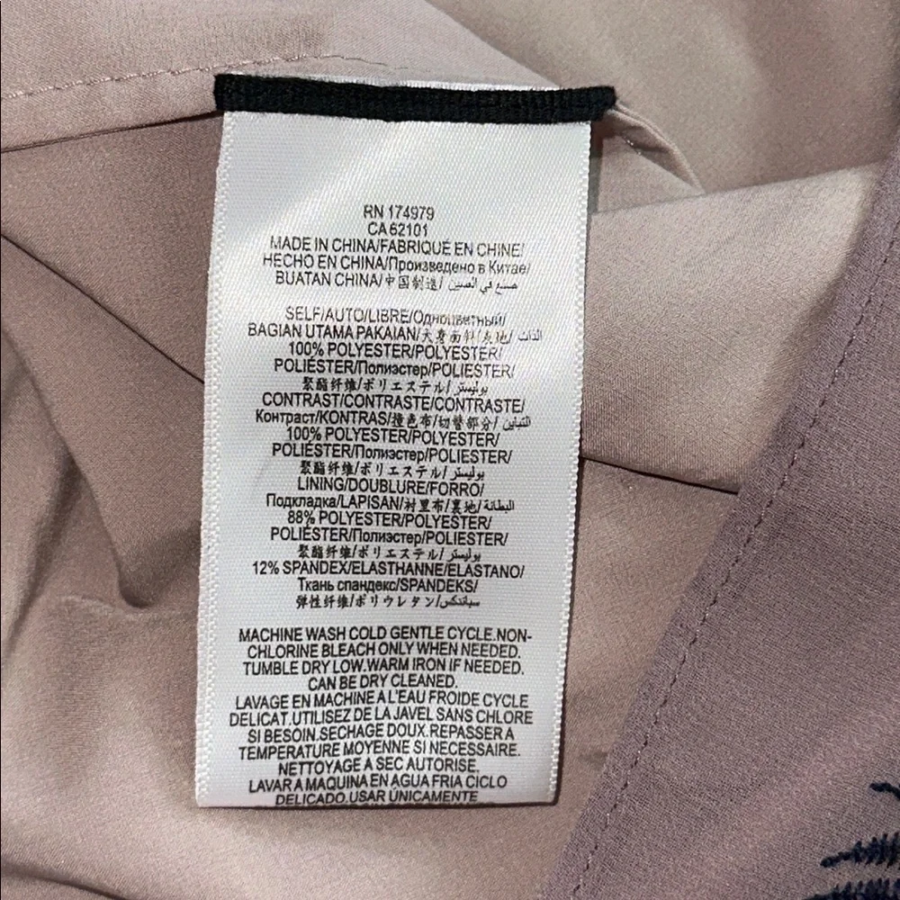 New with tag on BCBGMaxAzria Lilac Mauve Patterned Dress. - Picture 15 of 16